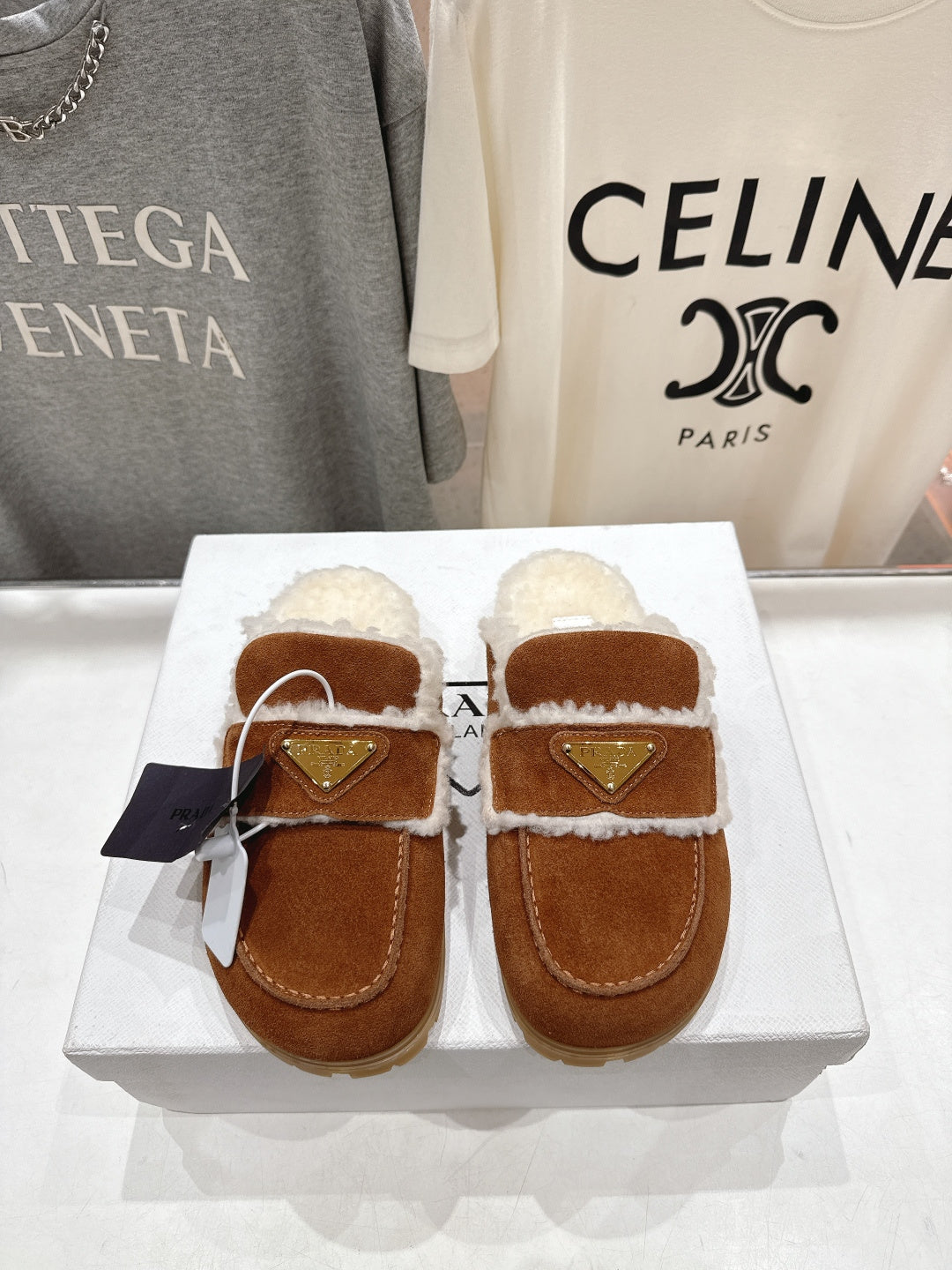 Prada Terlik – Monzo Brands