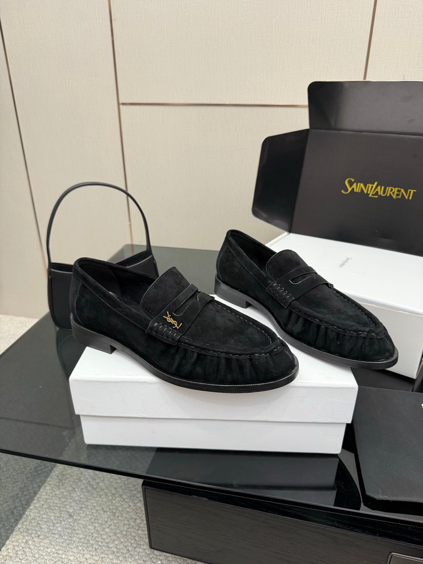 Yves Saint Laurent Loafer