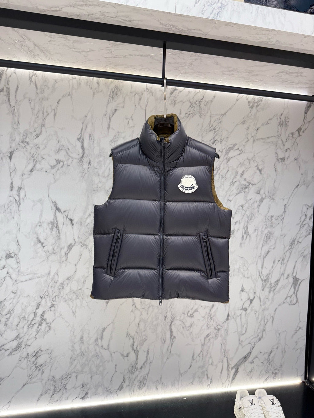 Moncler Yelek