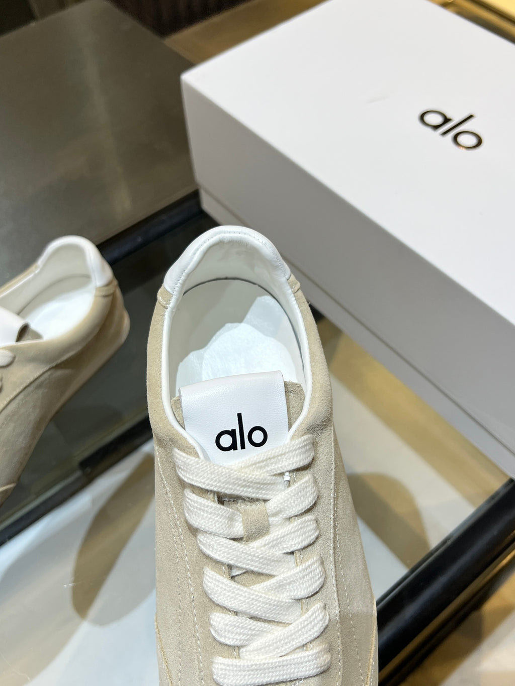 Alo Sneaker