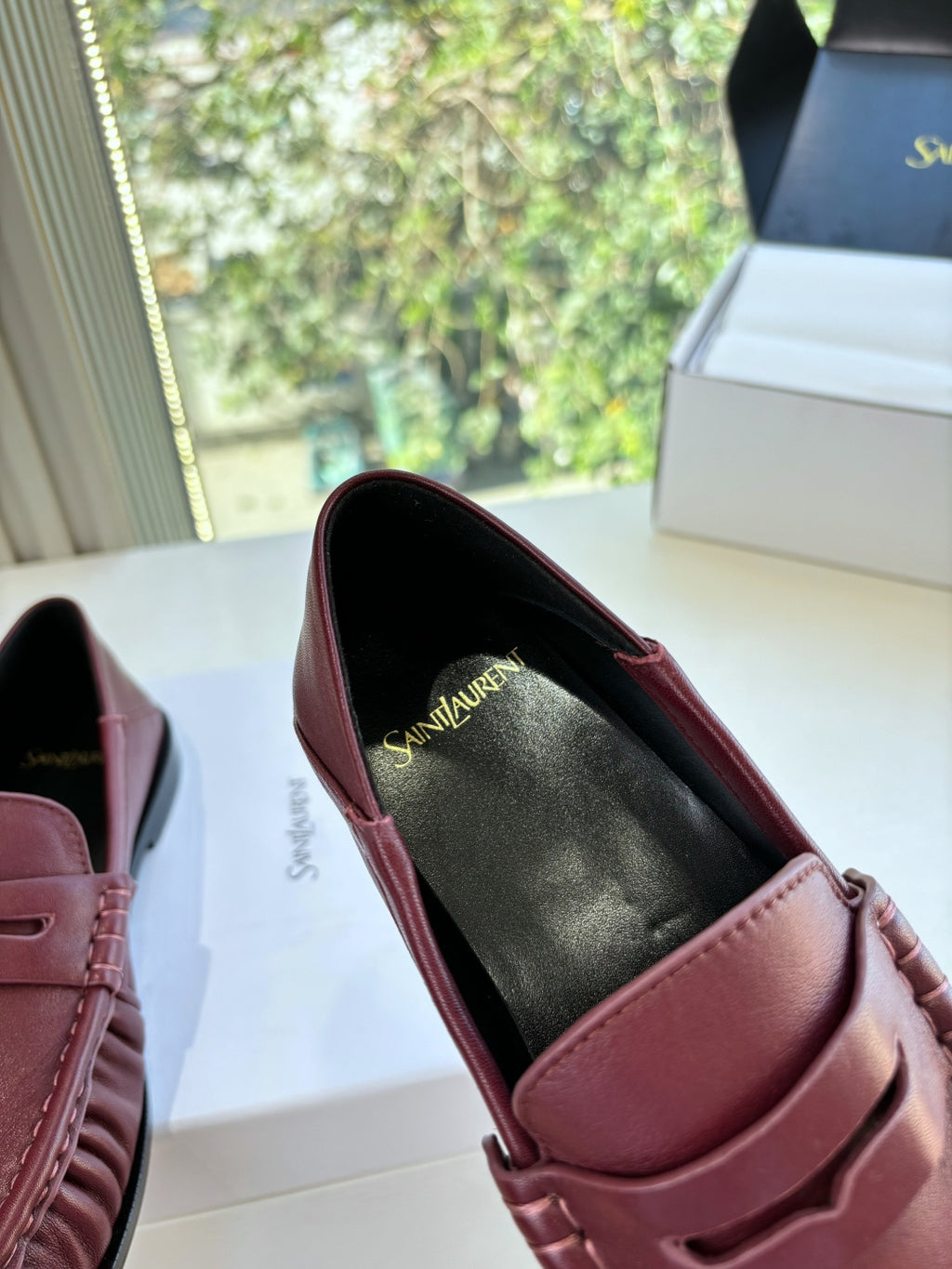 Saint Laurent Loafer