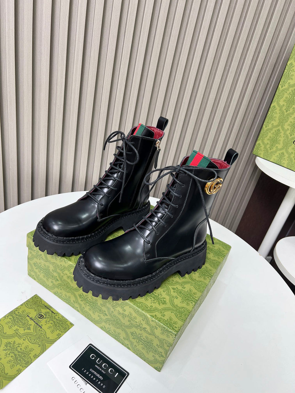 Gucci Deri Bot