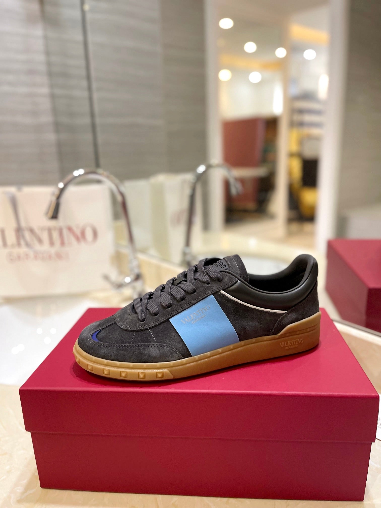 Valentino Sneaker