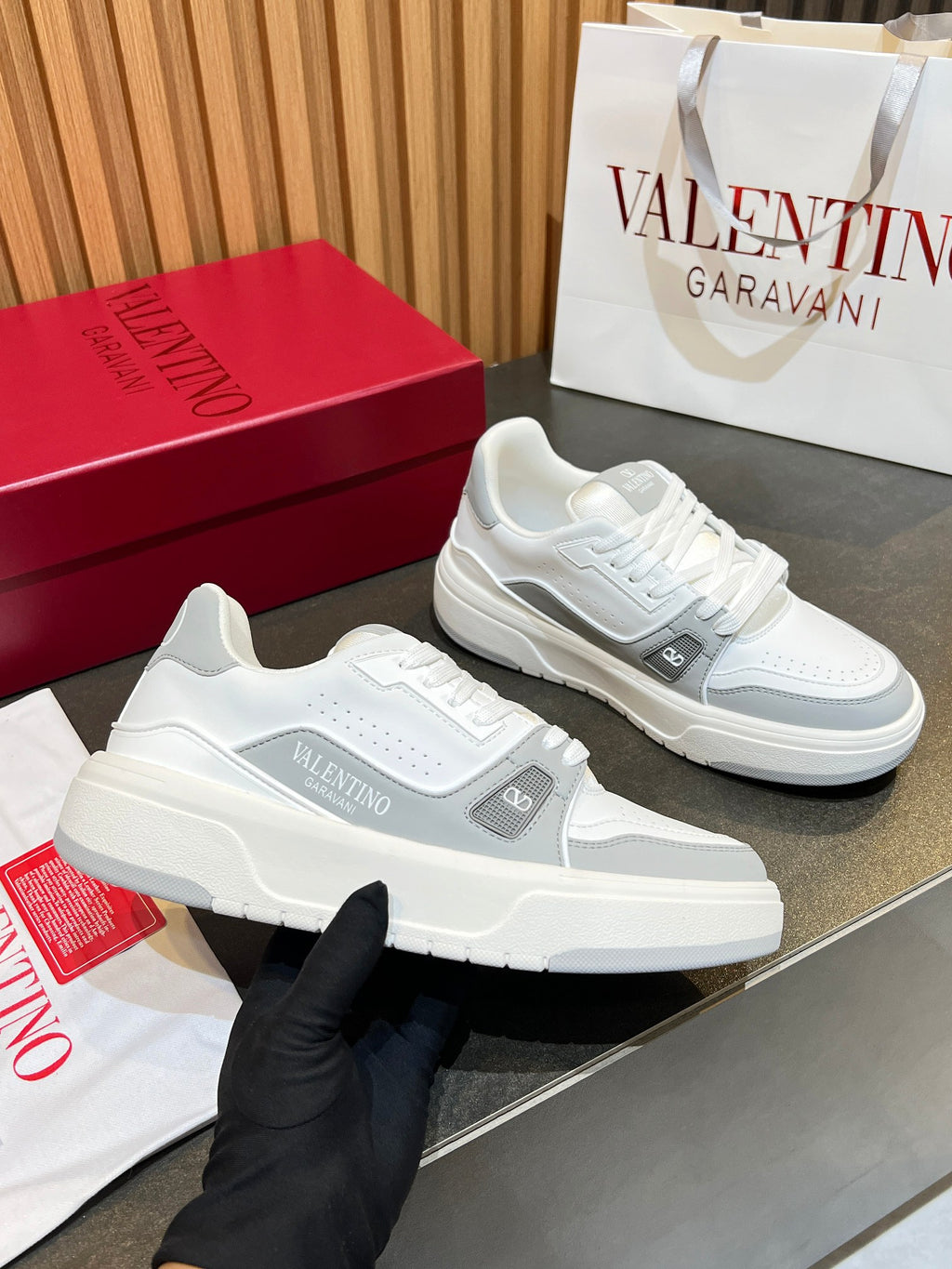 Valentino Sneaker