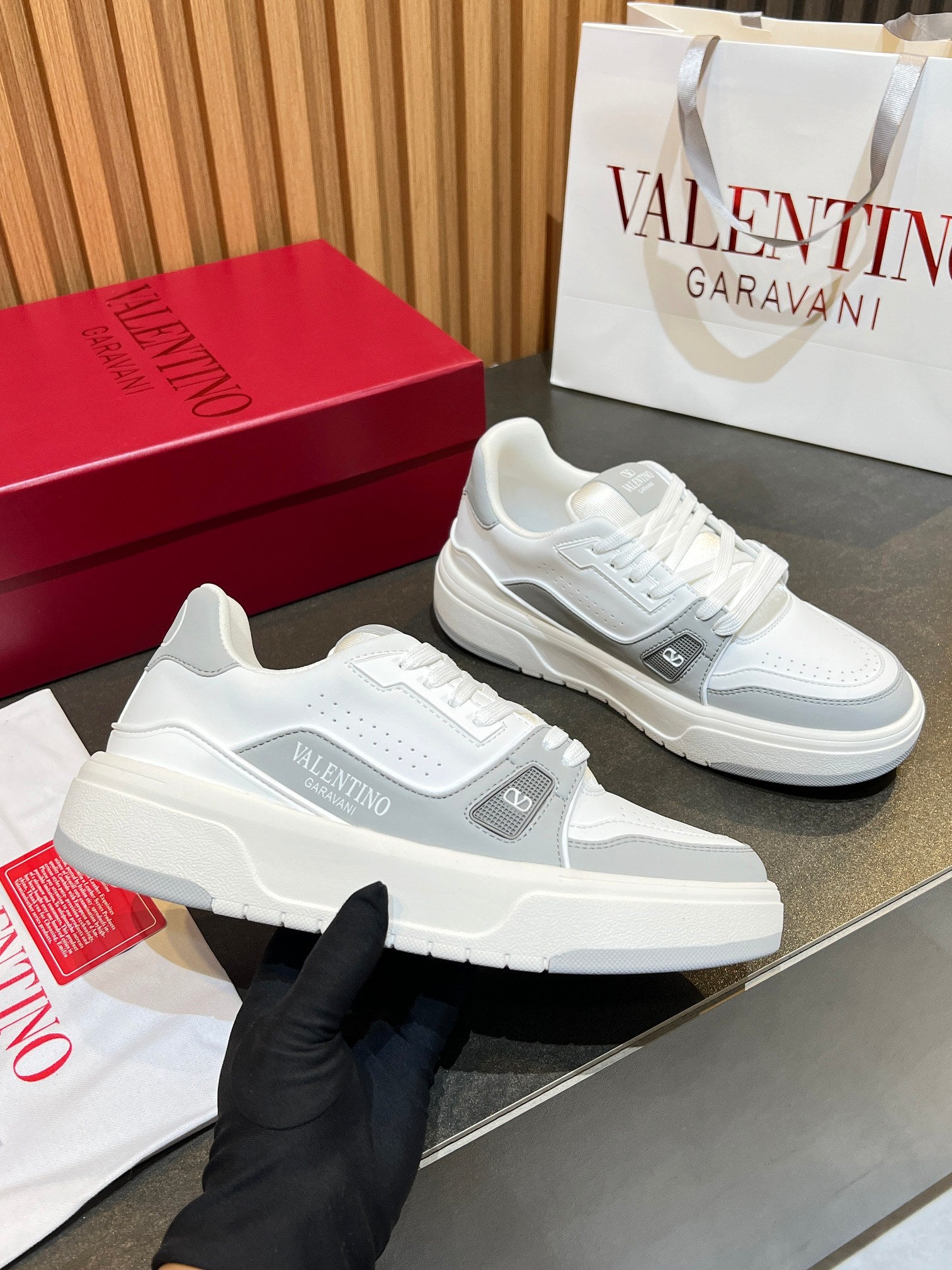Valentino Sneaker