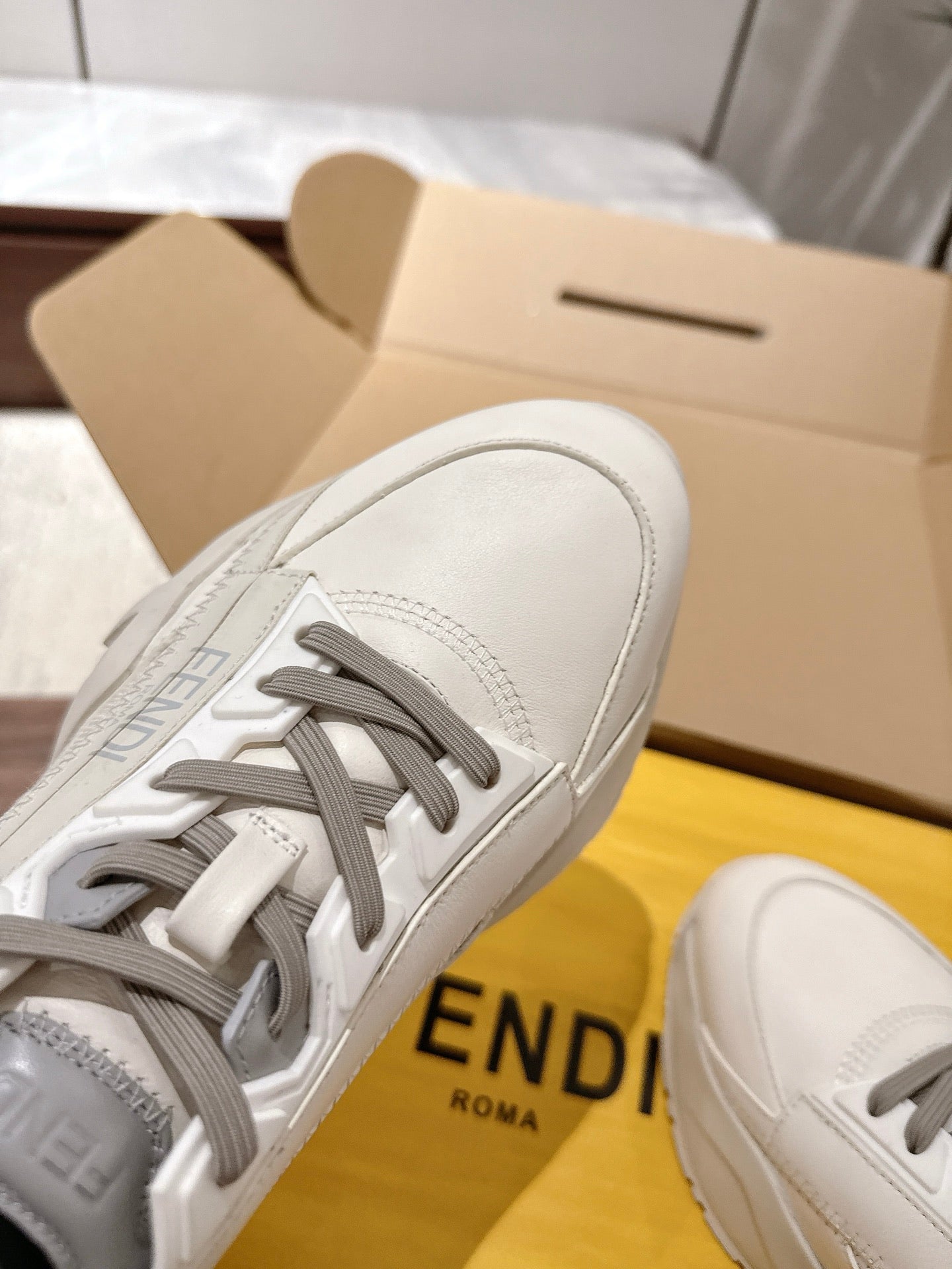 Fendi Sneaker