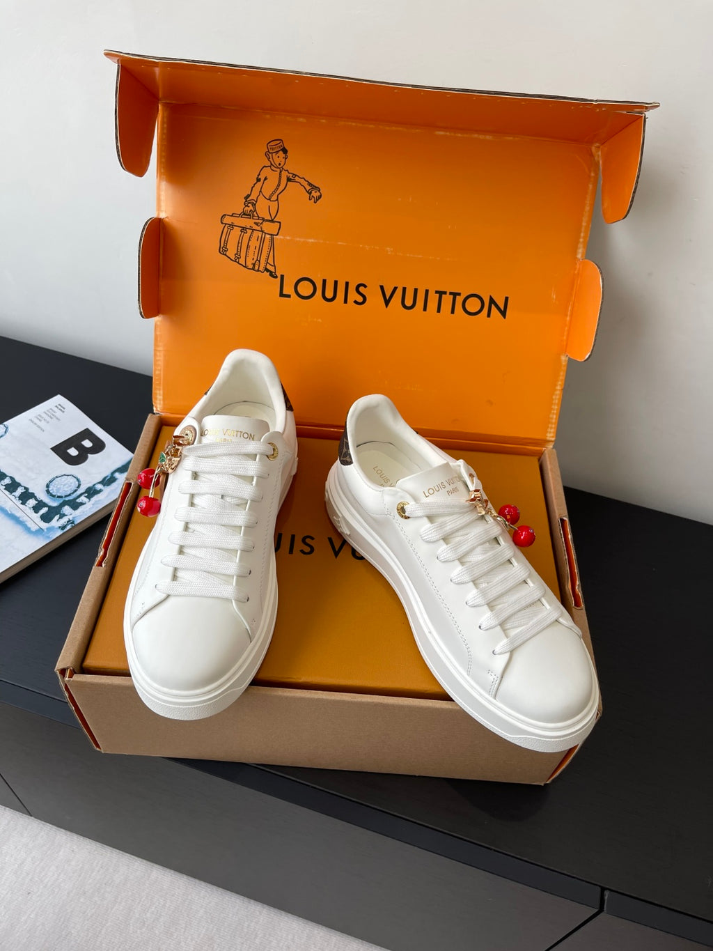 Louis Vuitton Sneaker