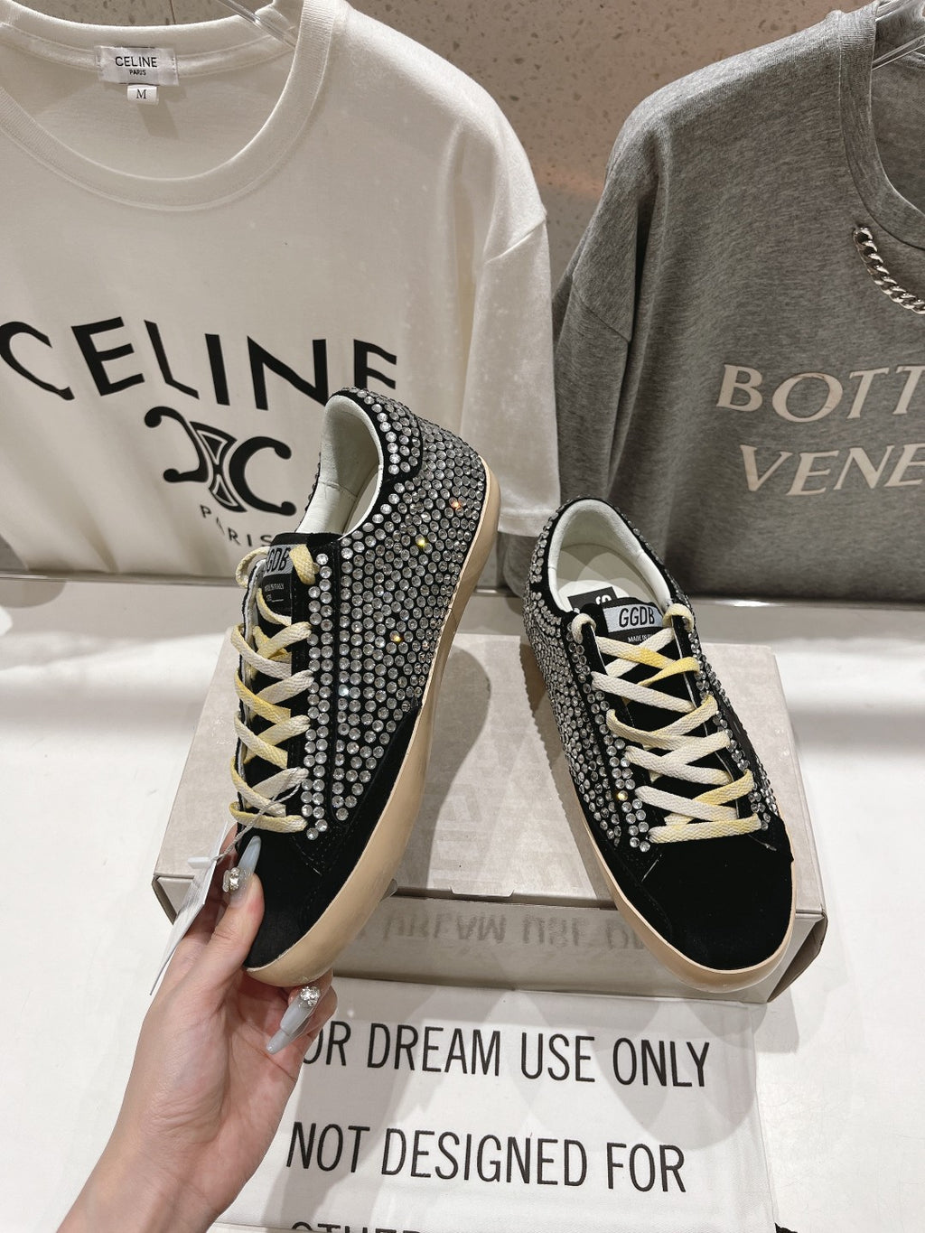 Golden Goose superstar