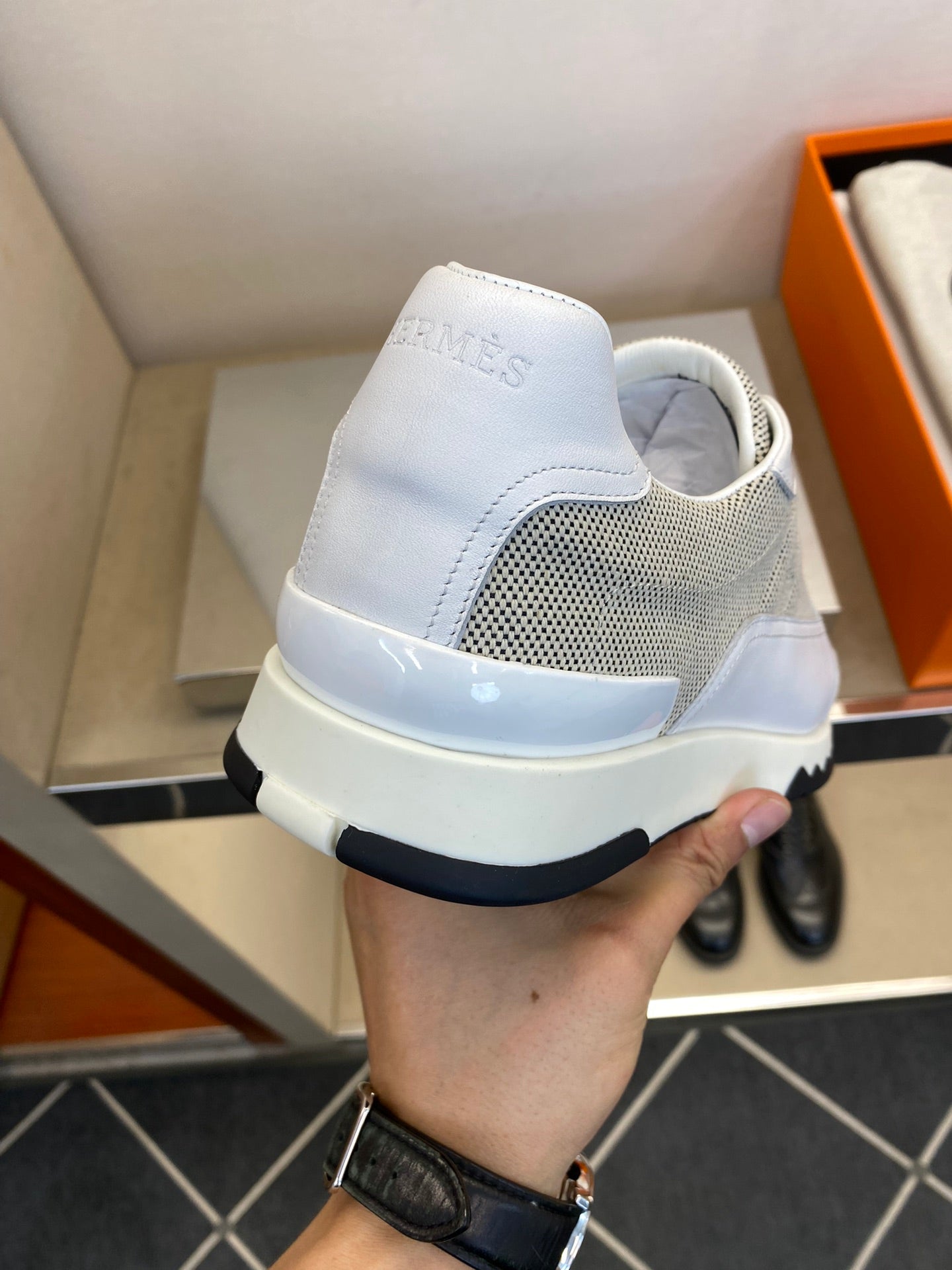 Hermes Sneaker