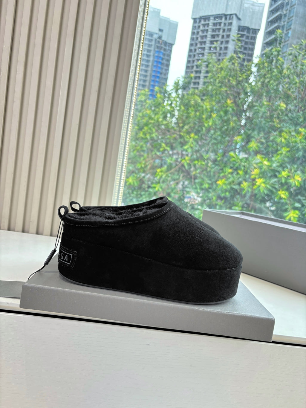 Balenciaga Slipper