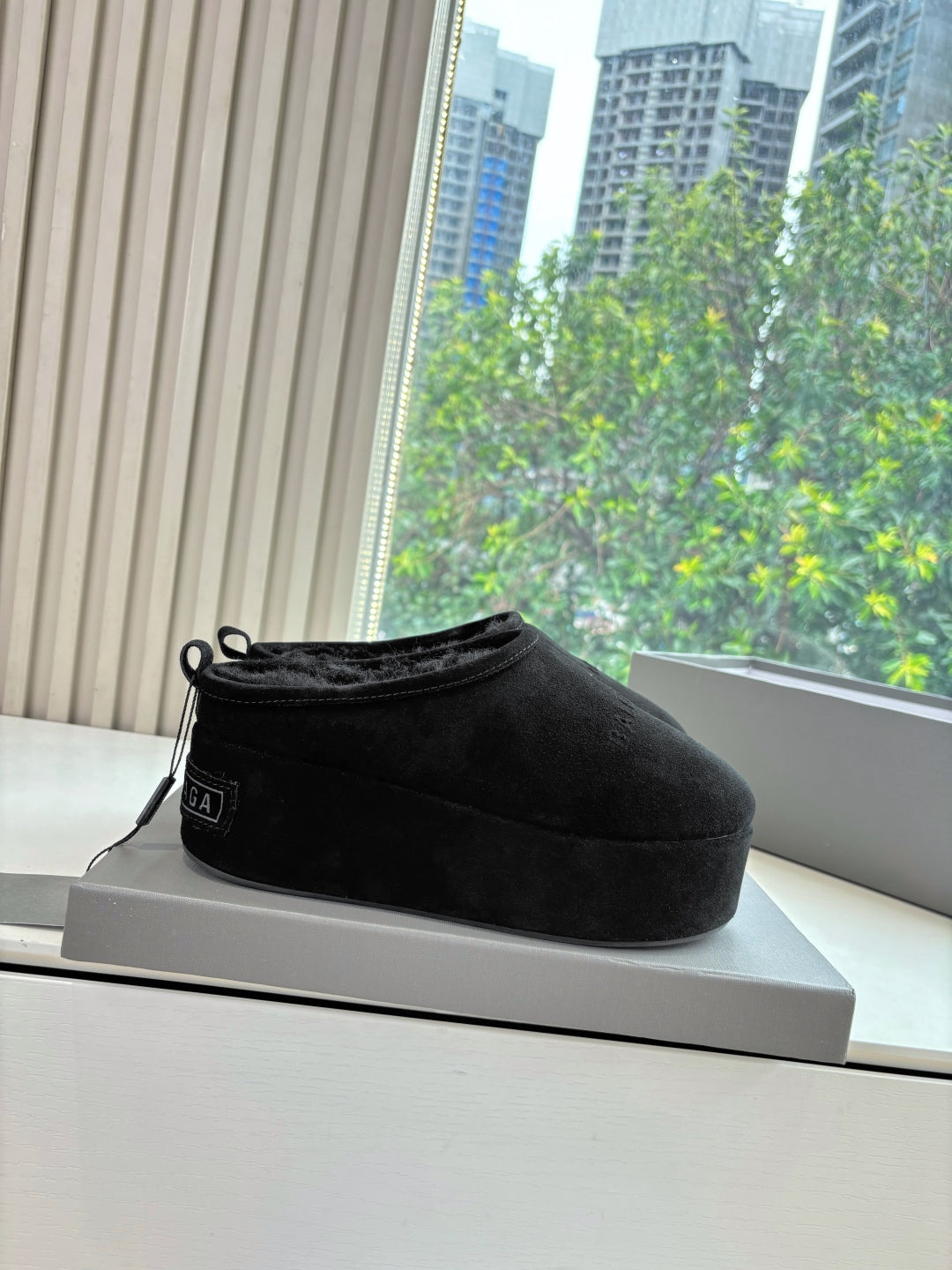 Balenciaga Slipper