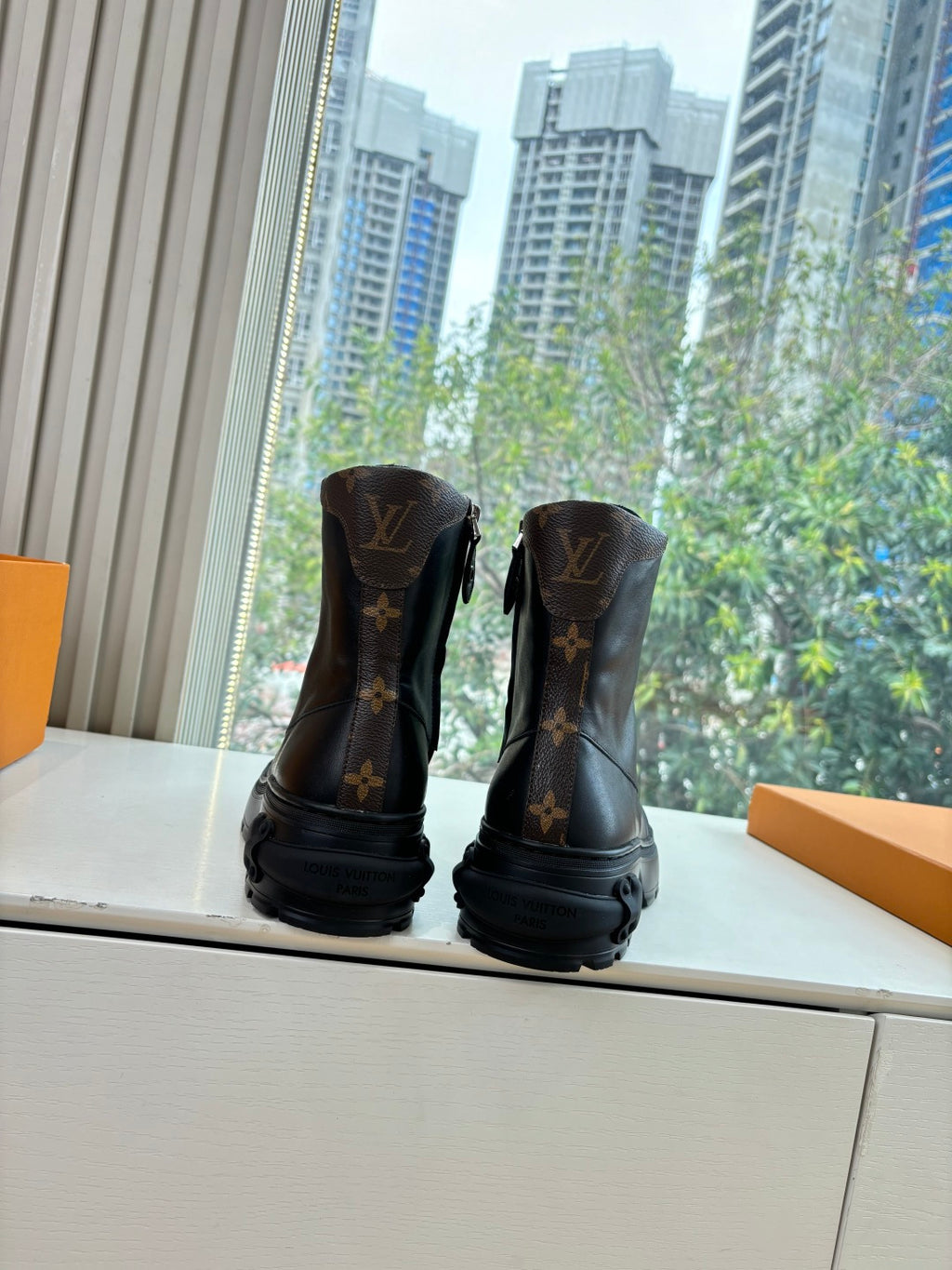 Louis Vuitton Bot