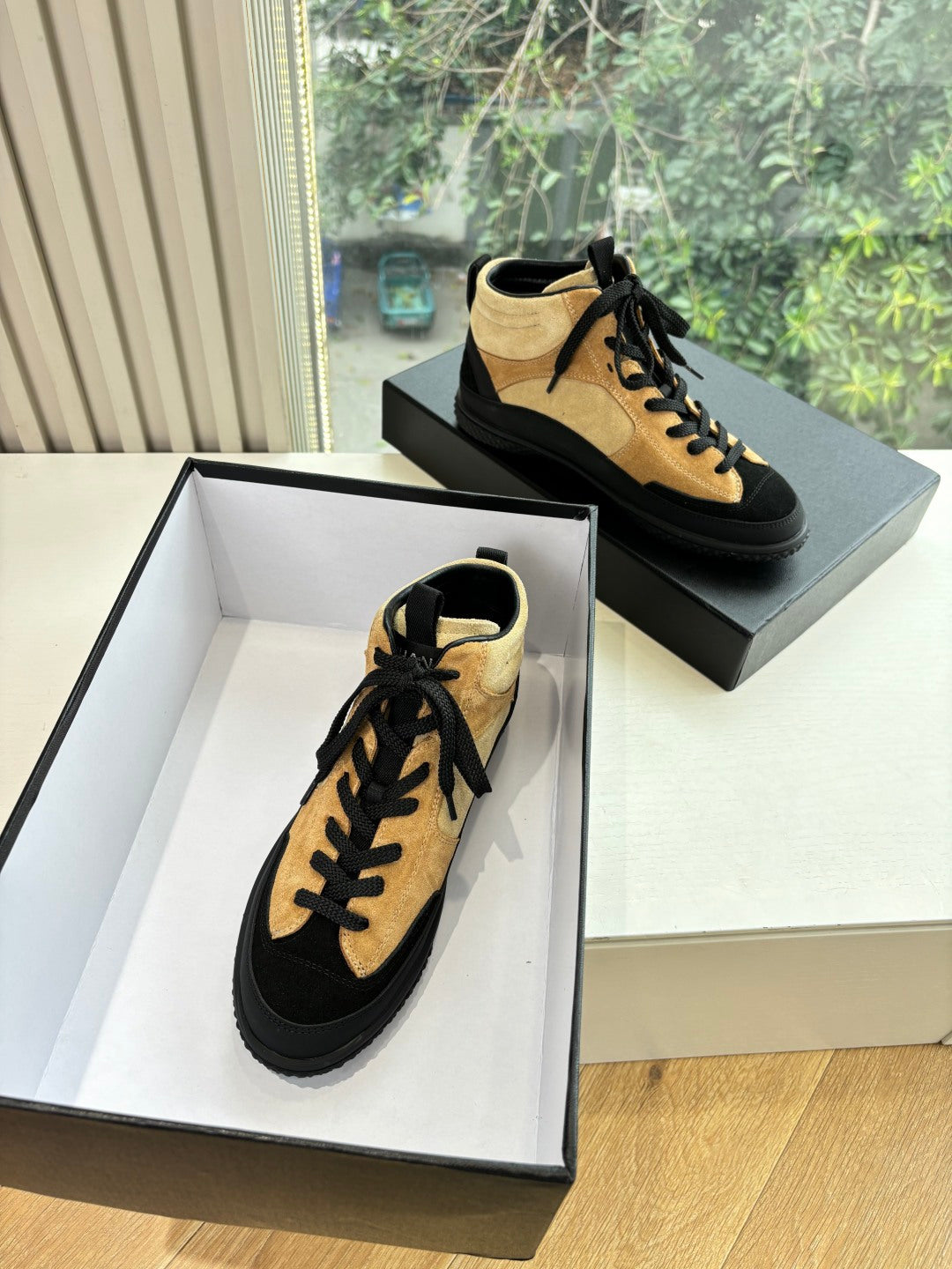 Chanel Sneaker