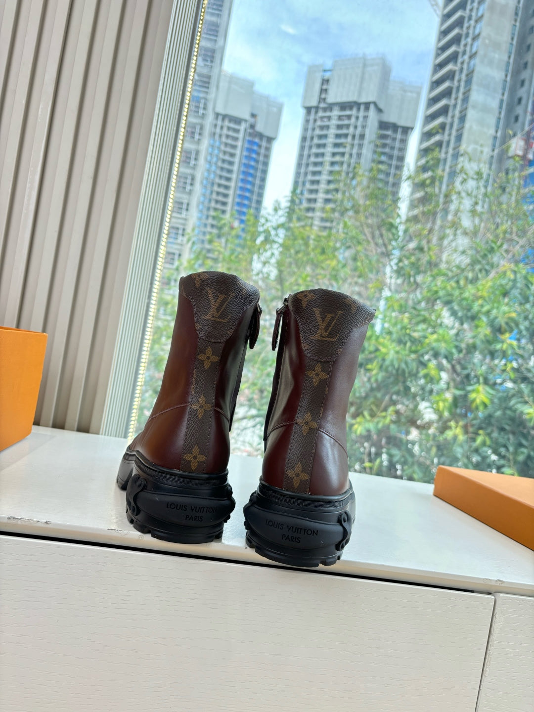 Louis Vuitton Bot