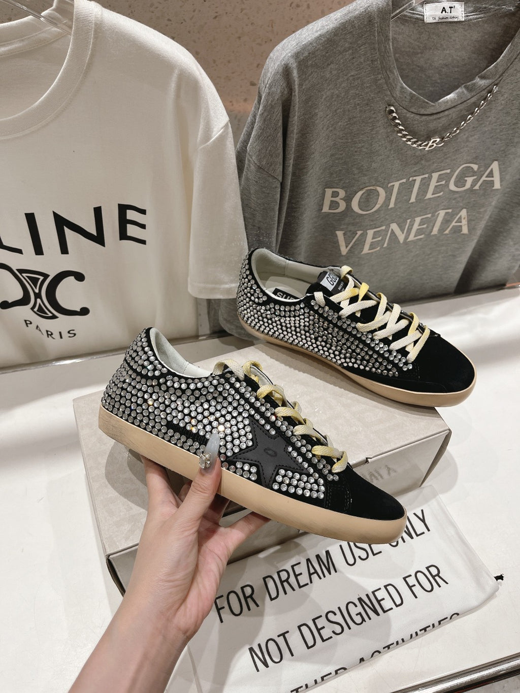 Golden Goose superstar