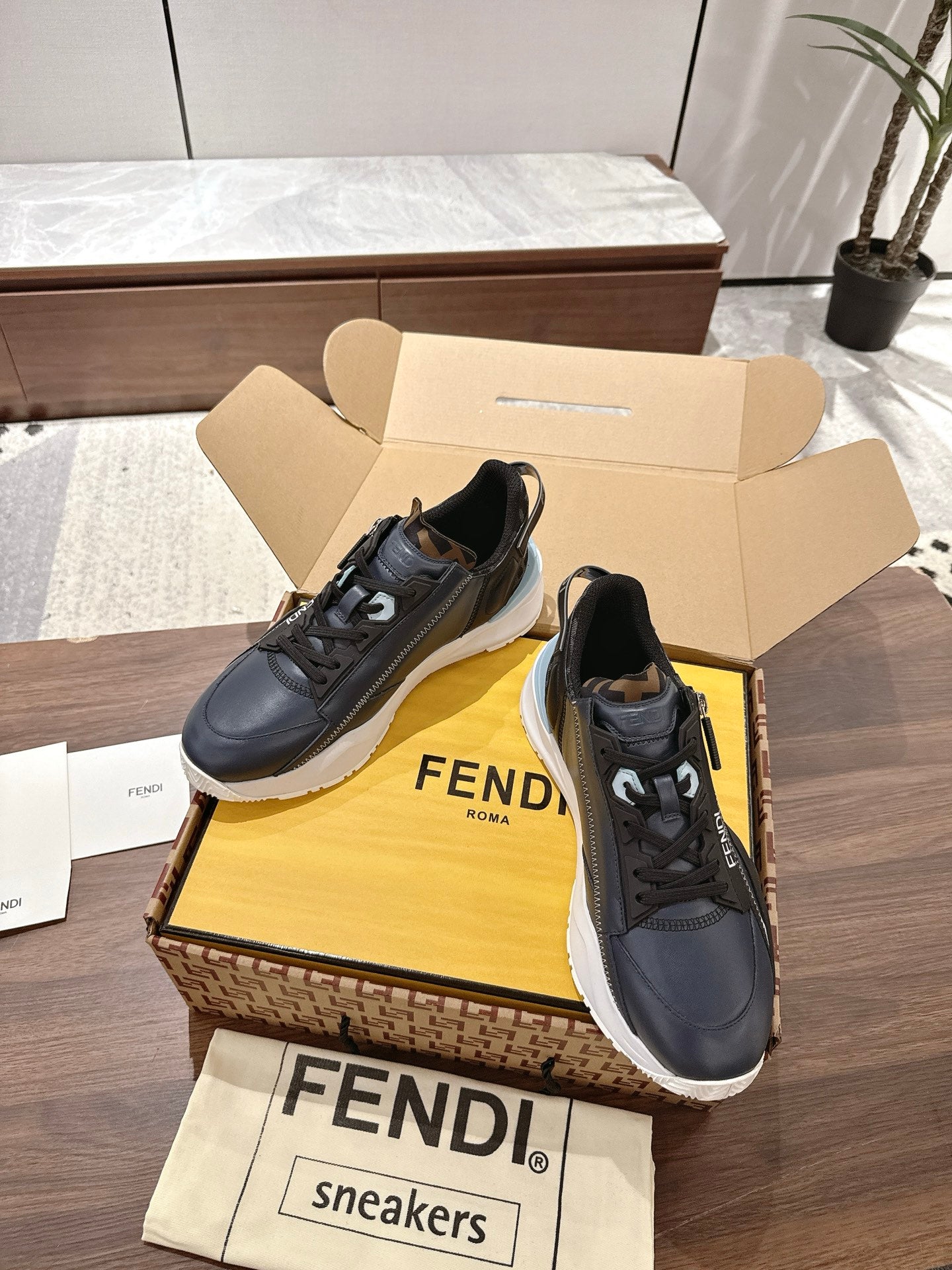 Fendi Sneaker