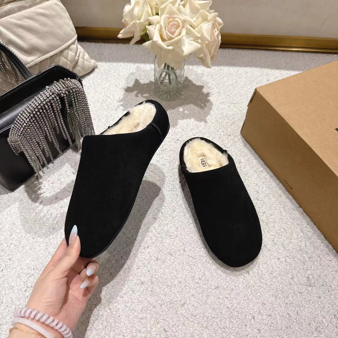 Ugg Slipper