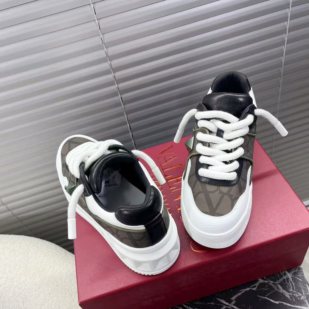 Valentino Sneaker