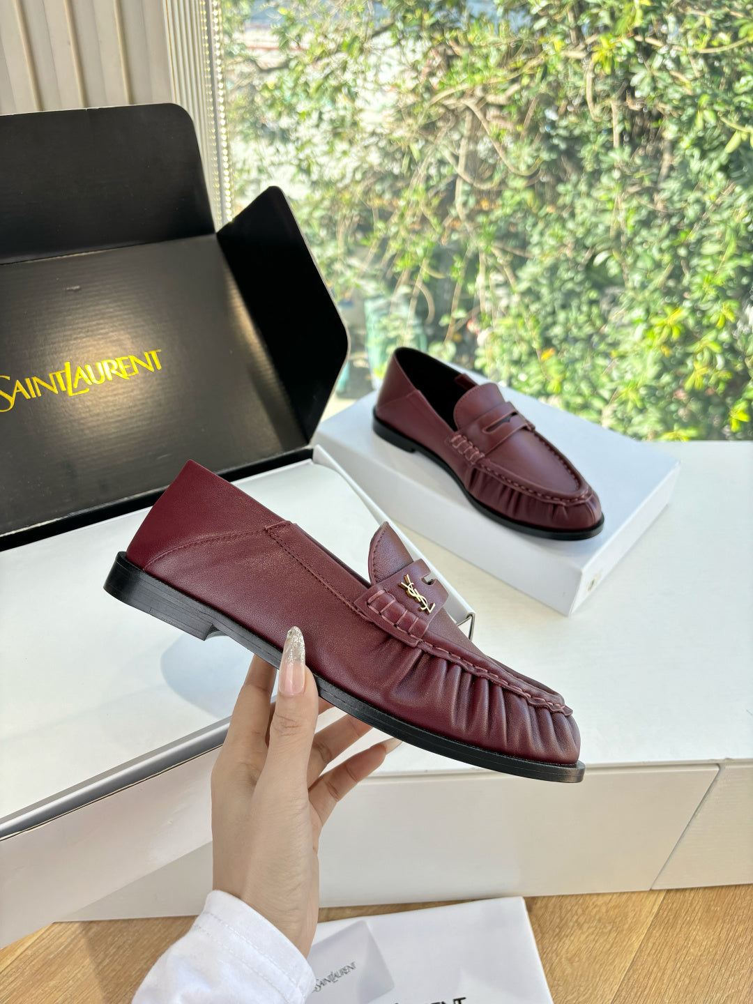 Saint Laurent Loafer