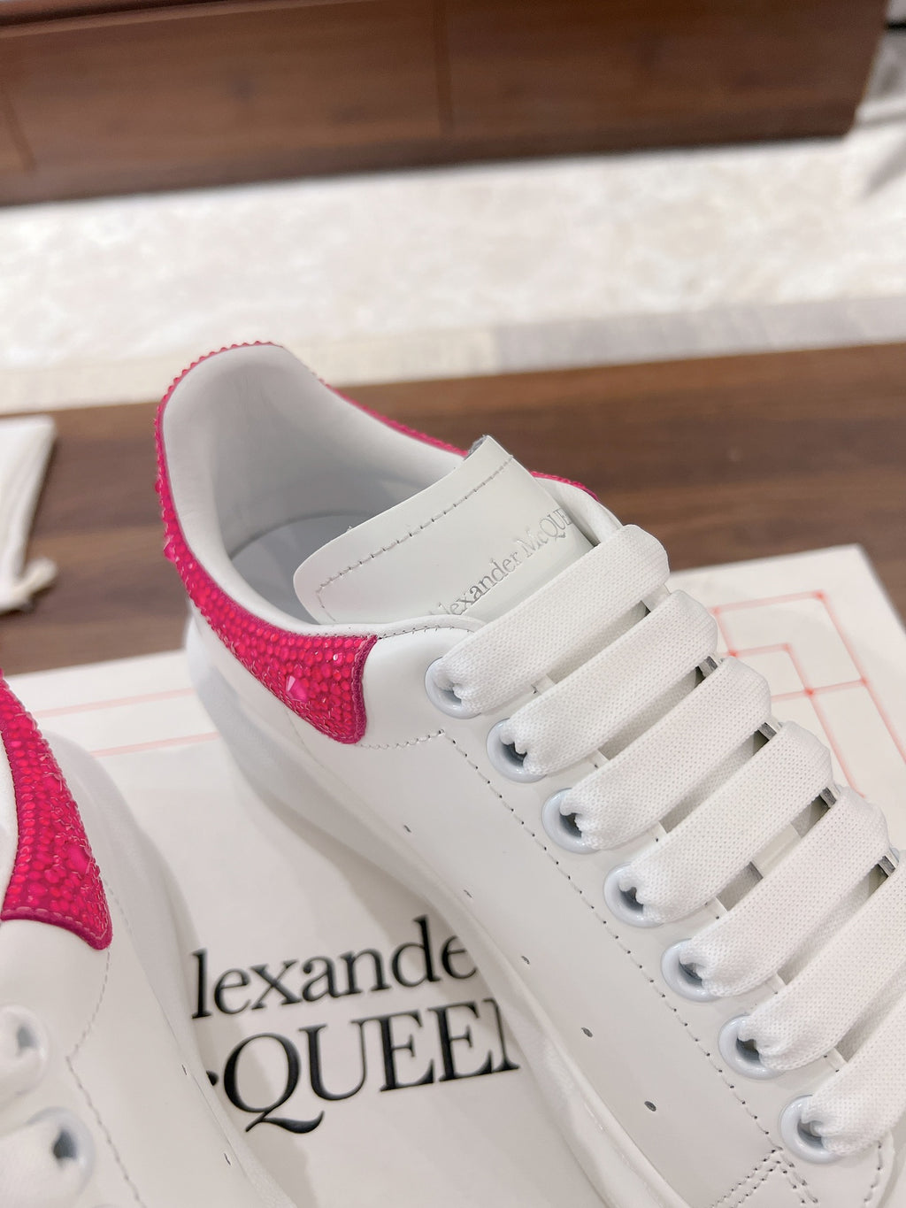 Alexander McQueen Sneaker