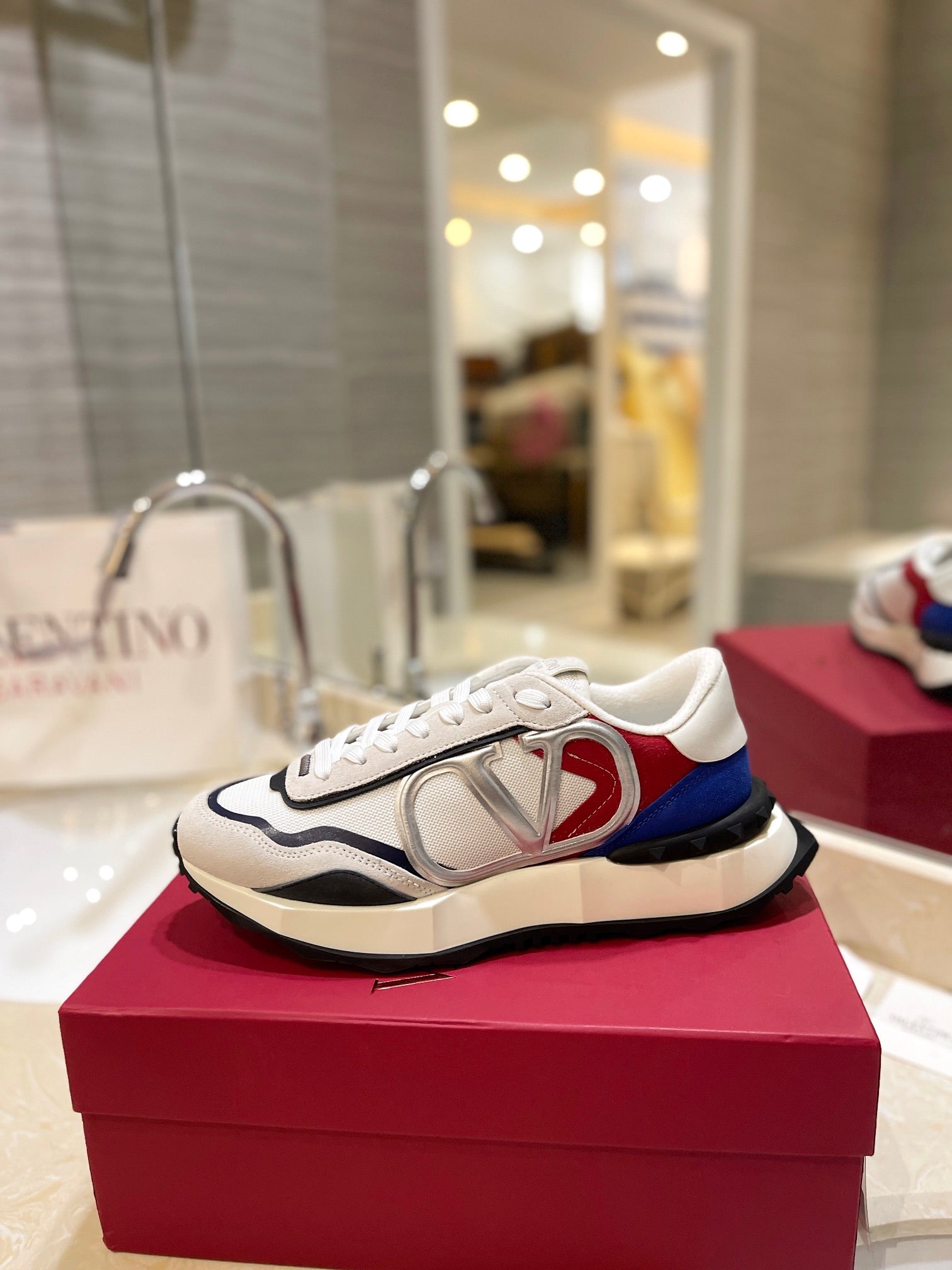 Valentino Sneaker