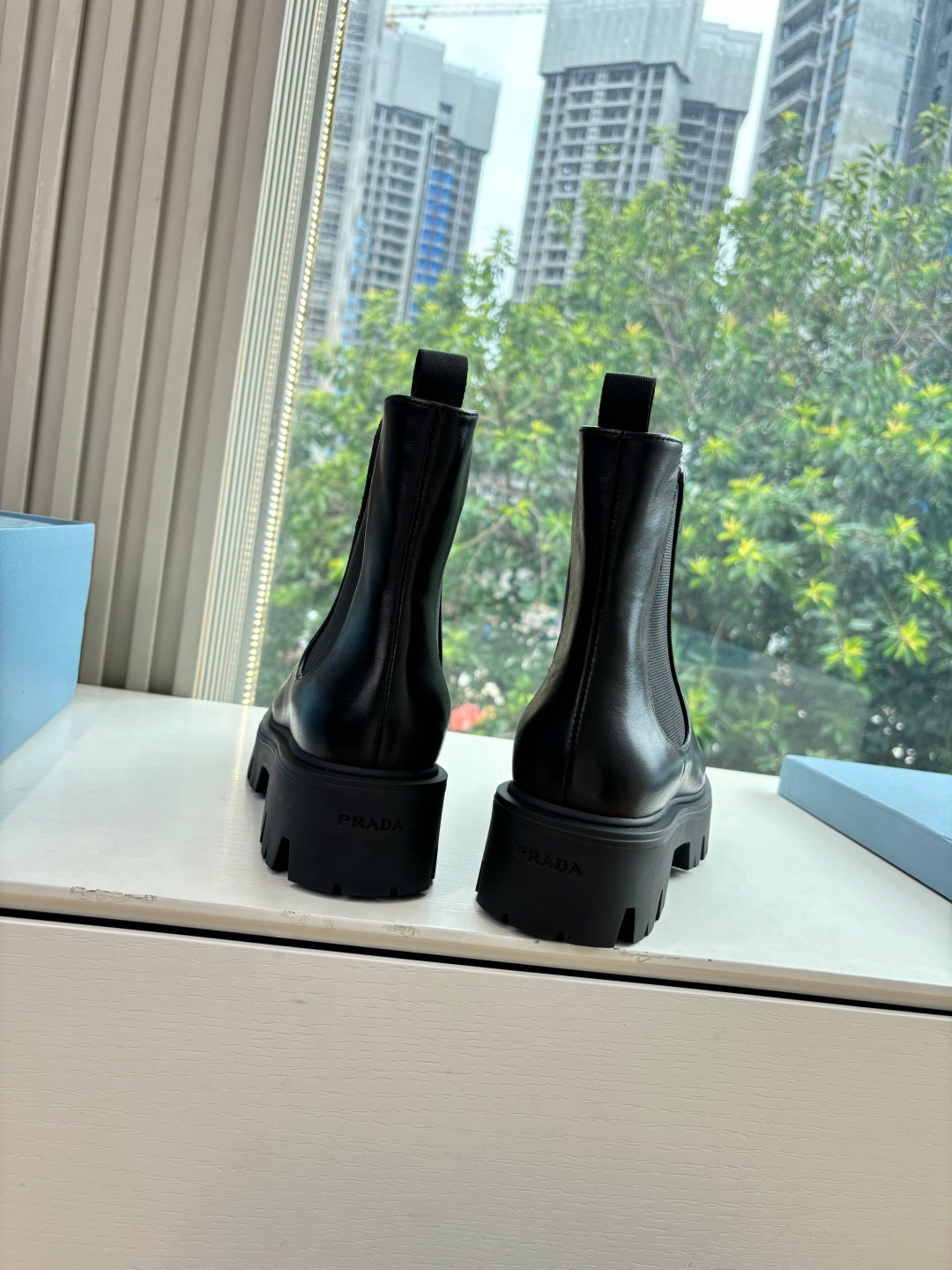 Prada Deri Çizme