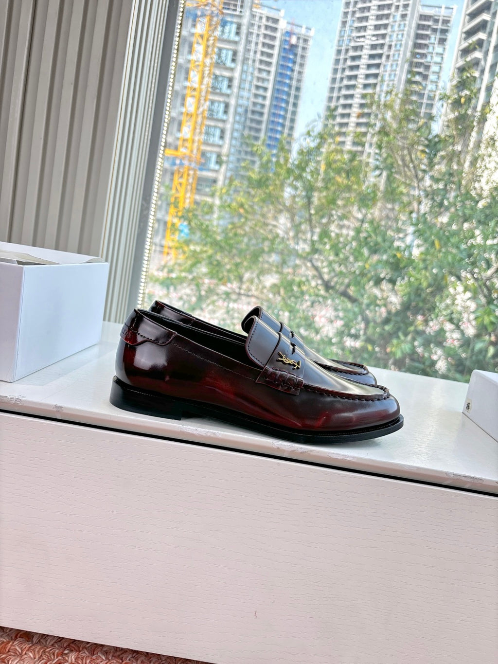 Yves Saint Laurent Loafer