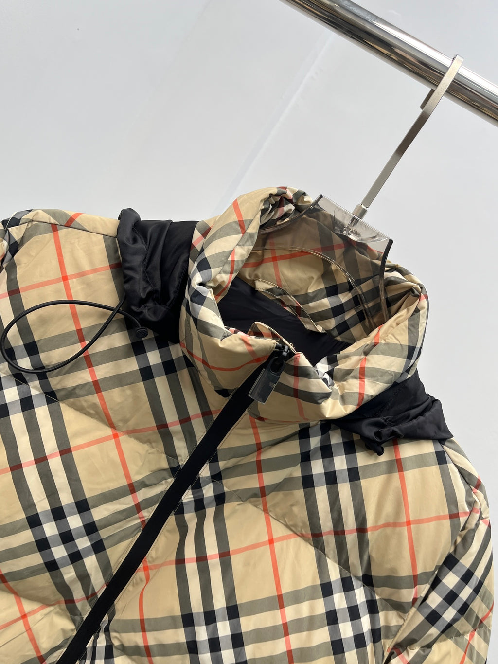 Burberry Kadın Mont