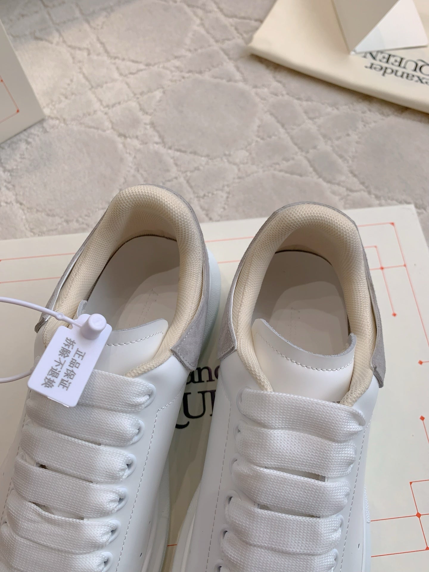 Alexander McQueen Sneaker