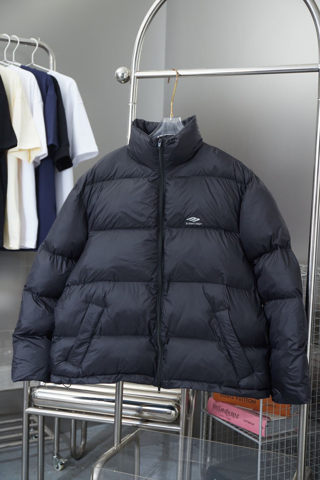 Balenciaga Mont Unisex