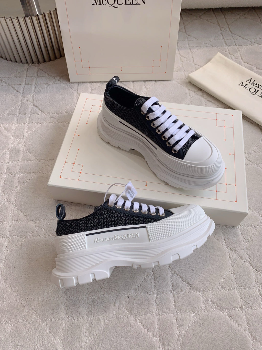 Alexander McQueen Sneaker