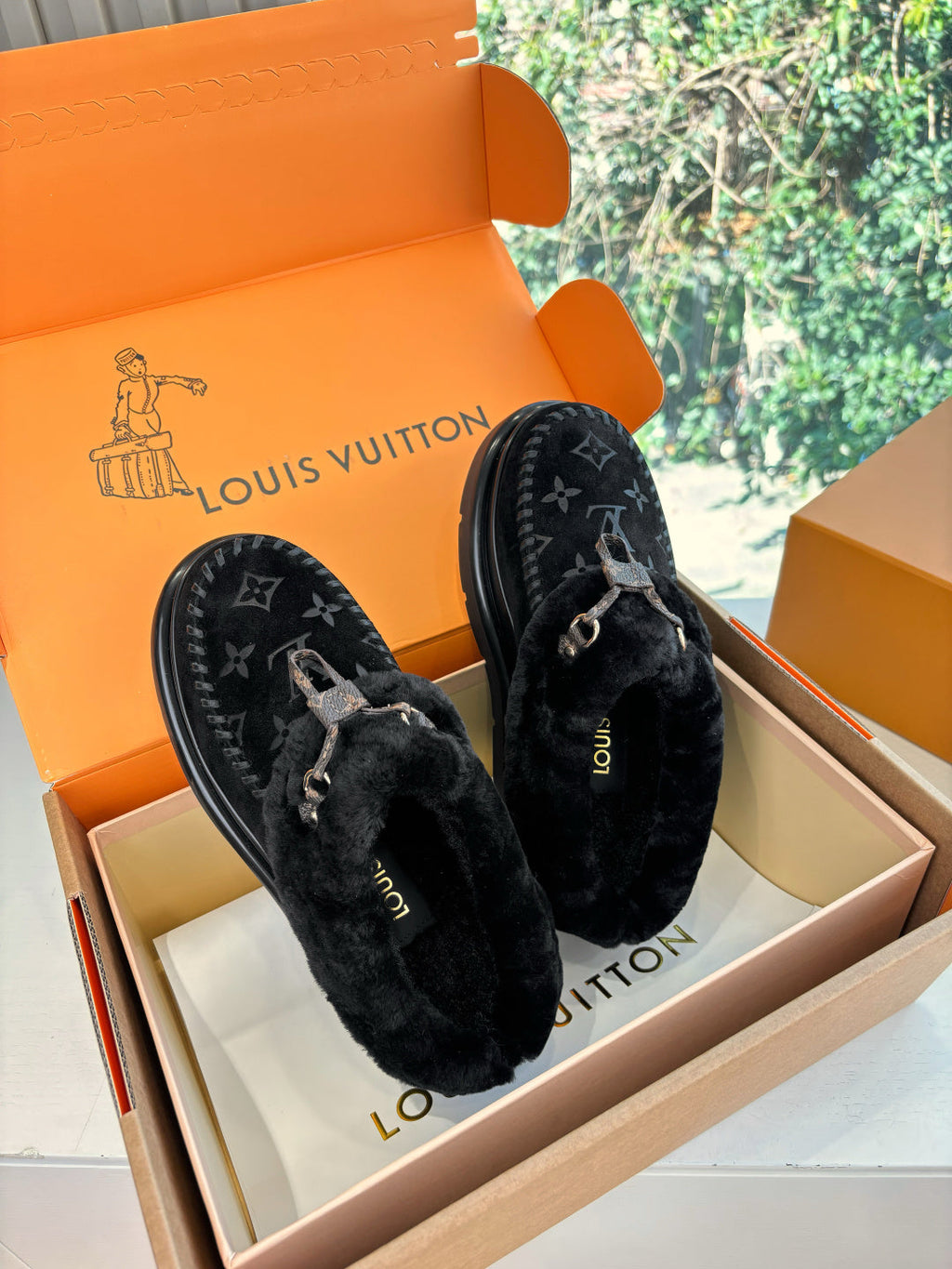 Louis Vuitton Slipper Hemen Teslim İndirimli