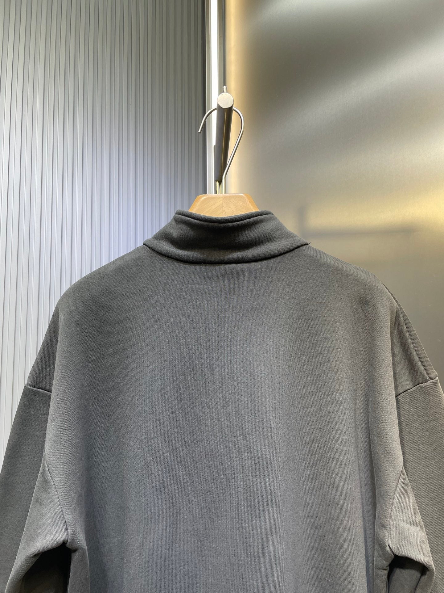 Dior Yarı Fermuarlı Hırka