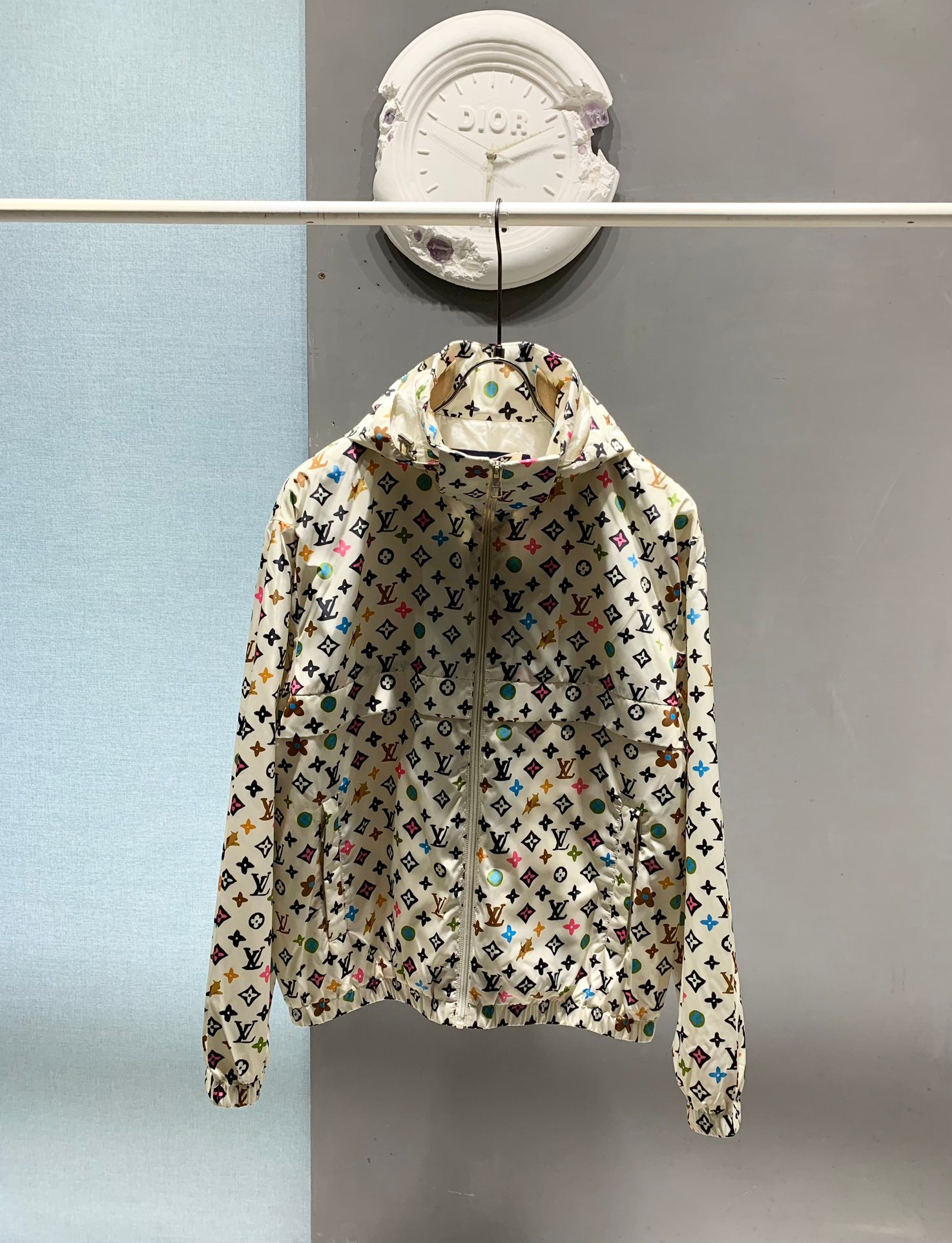 Louis Vuitton İnce Mont