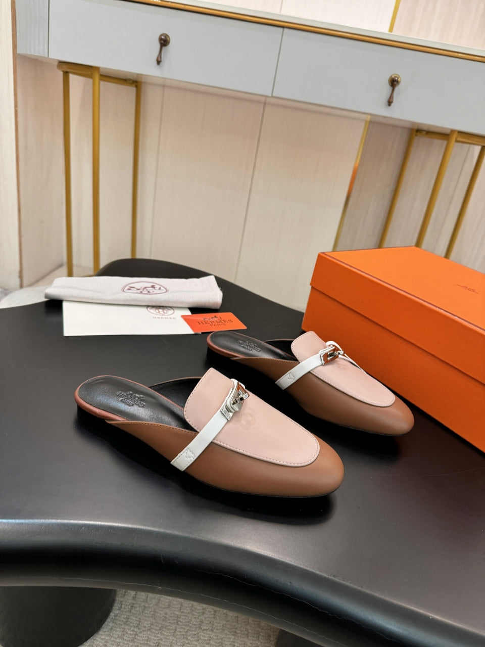 Hermes Slipper