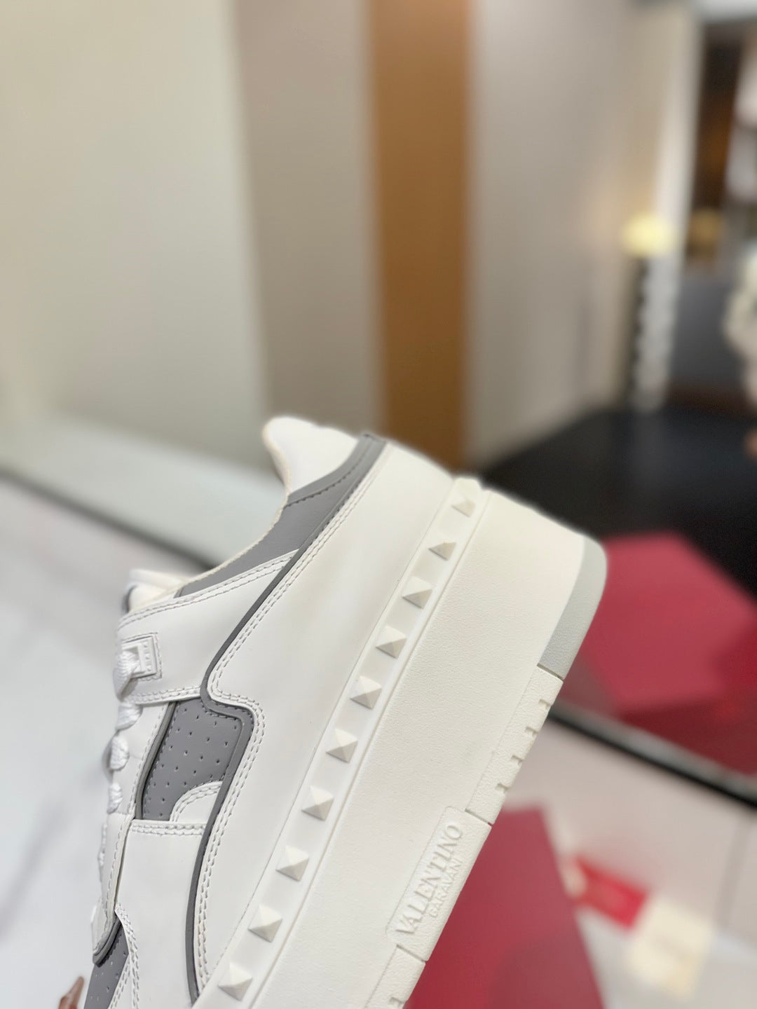 Valentino Sneaker