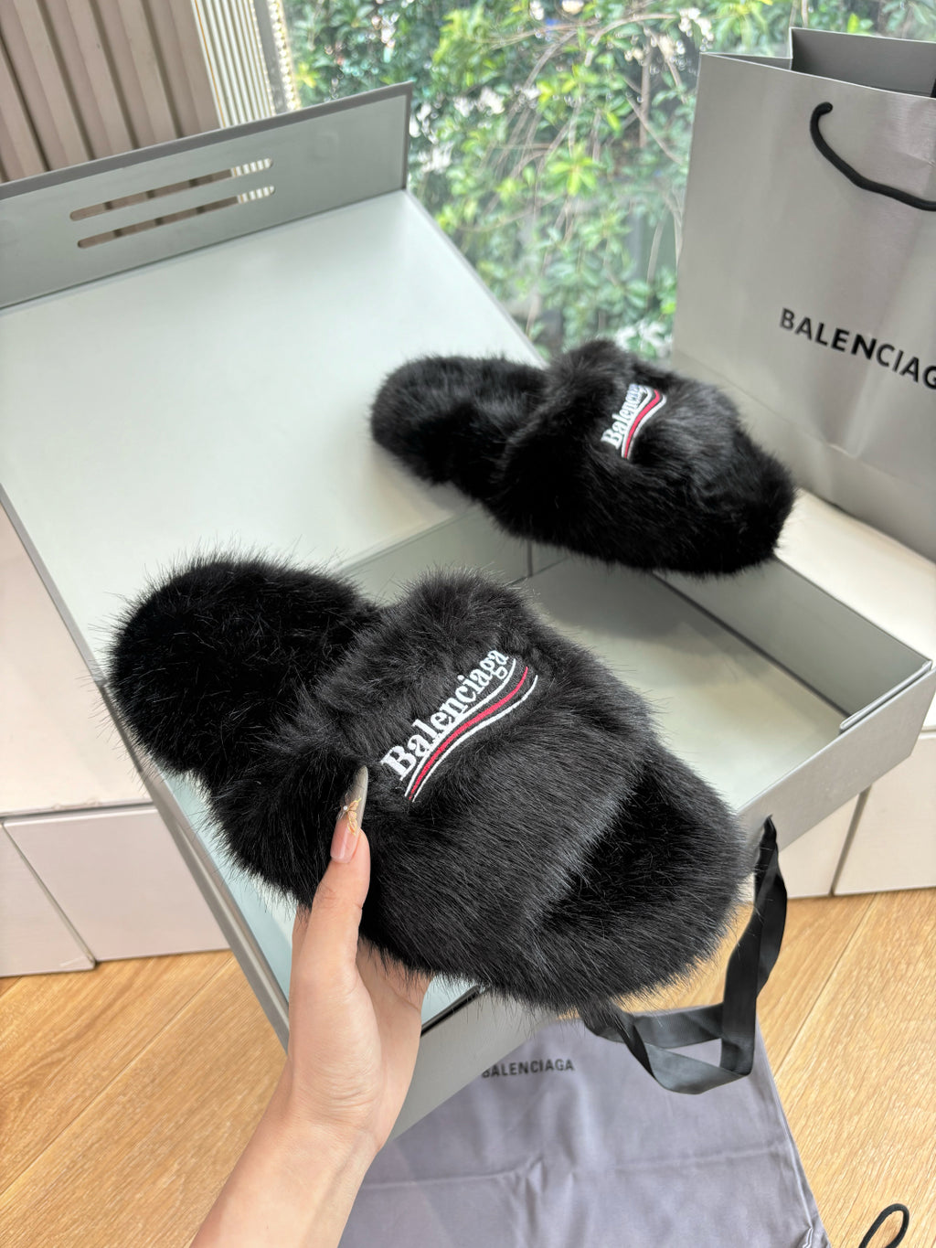 Balenciaga Slipper