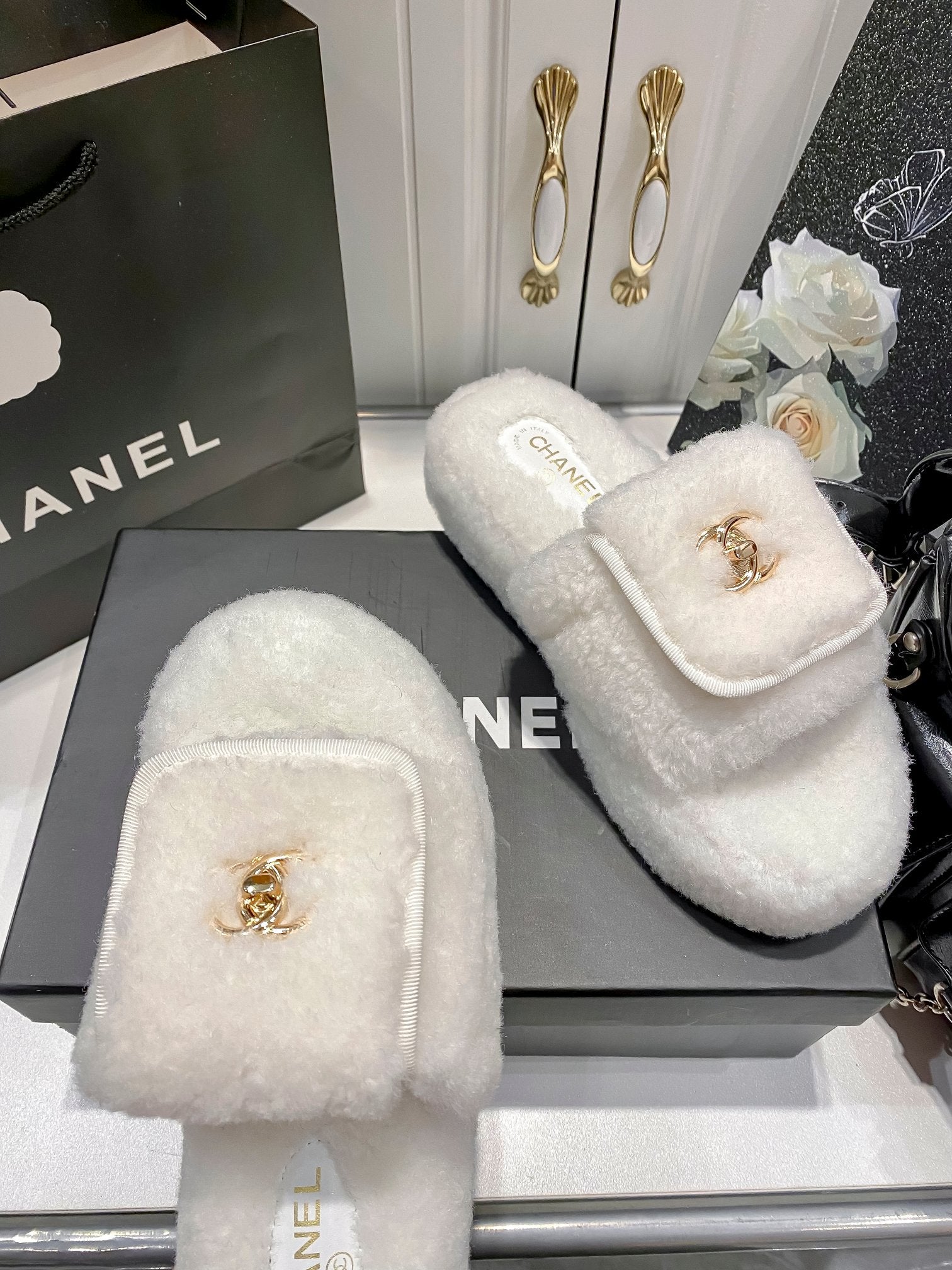 Chanel Slipper