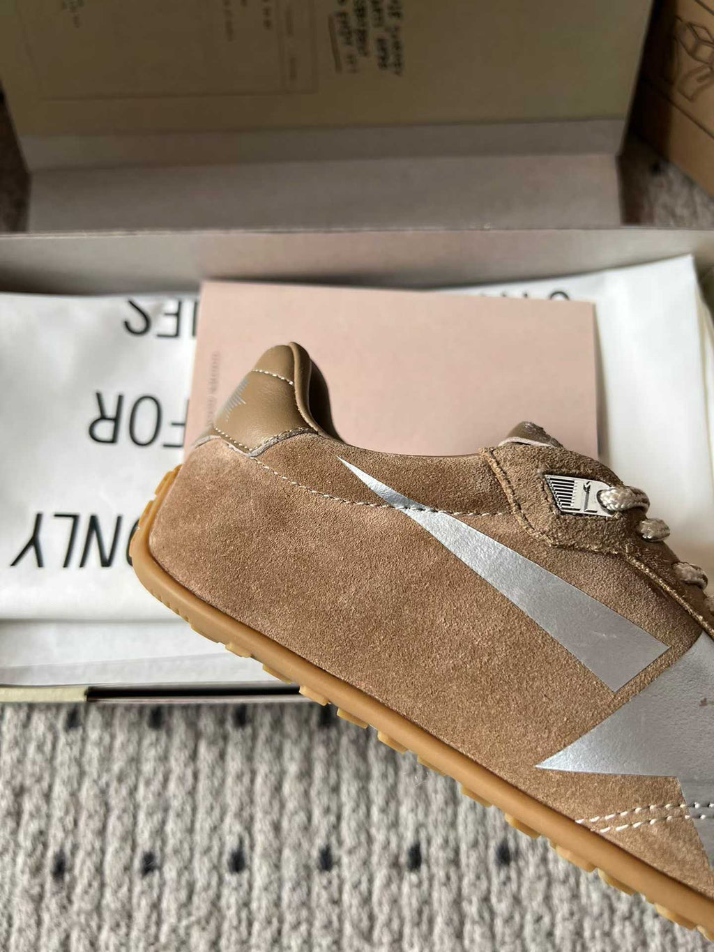 Golden Goose Sneaker