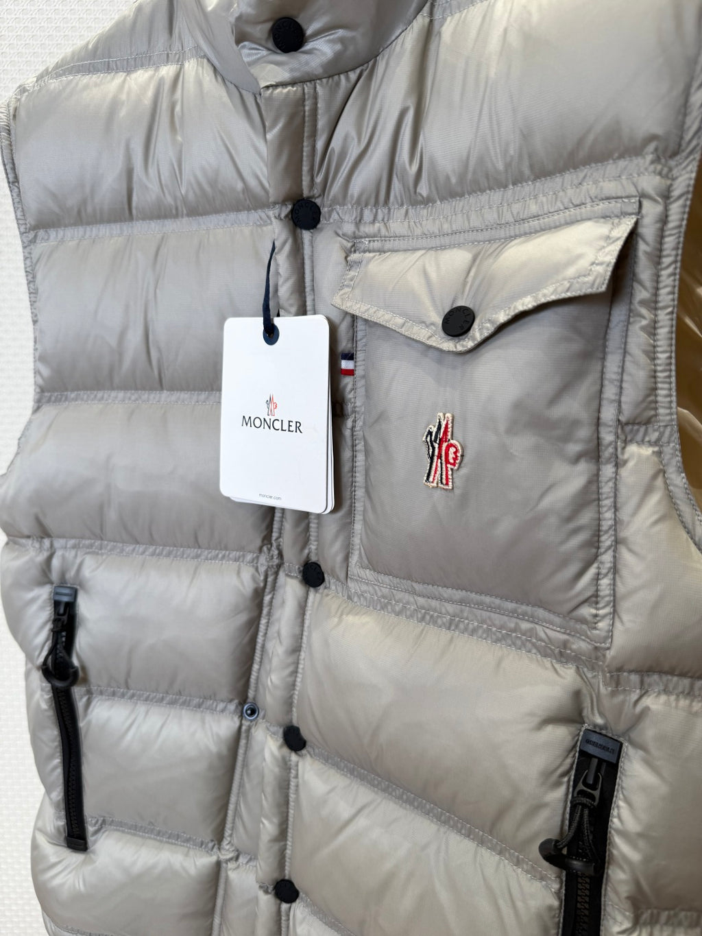 Moncler Yelek