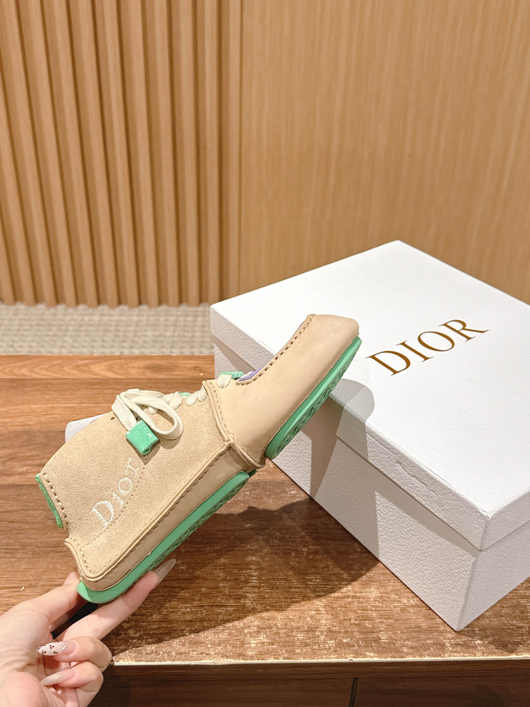 Dior Sneaker