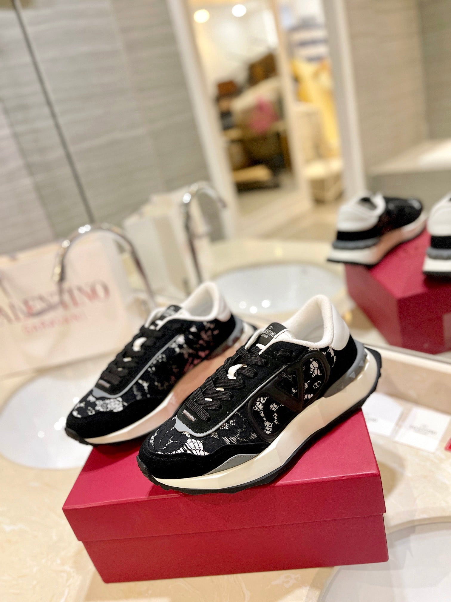 Valentino Sneaker