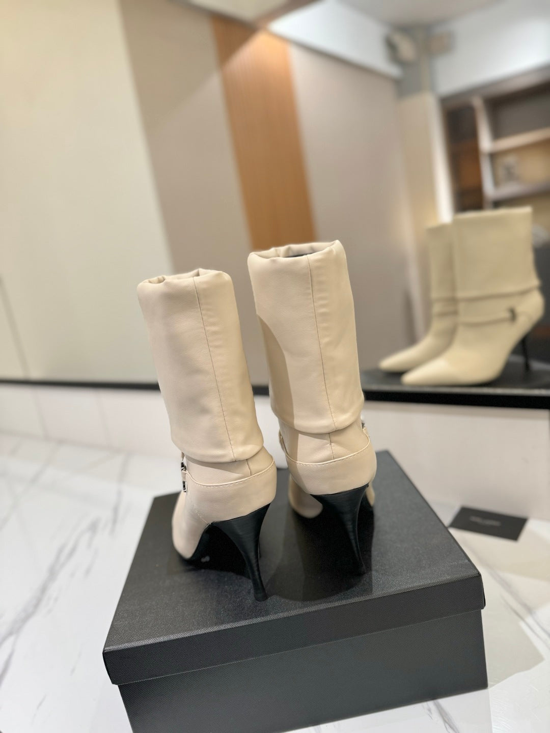 Saint Laurent Çizme