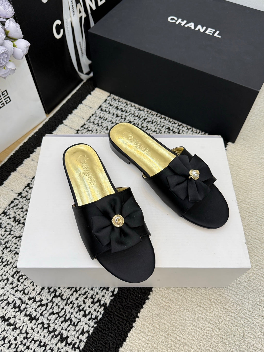 Chanel Slipper