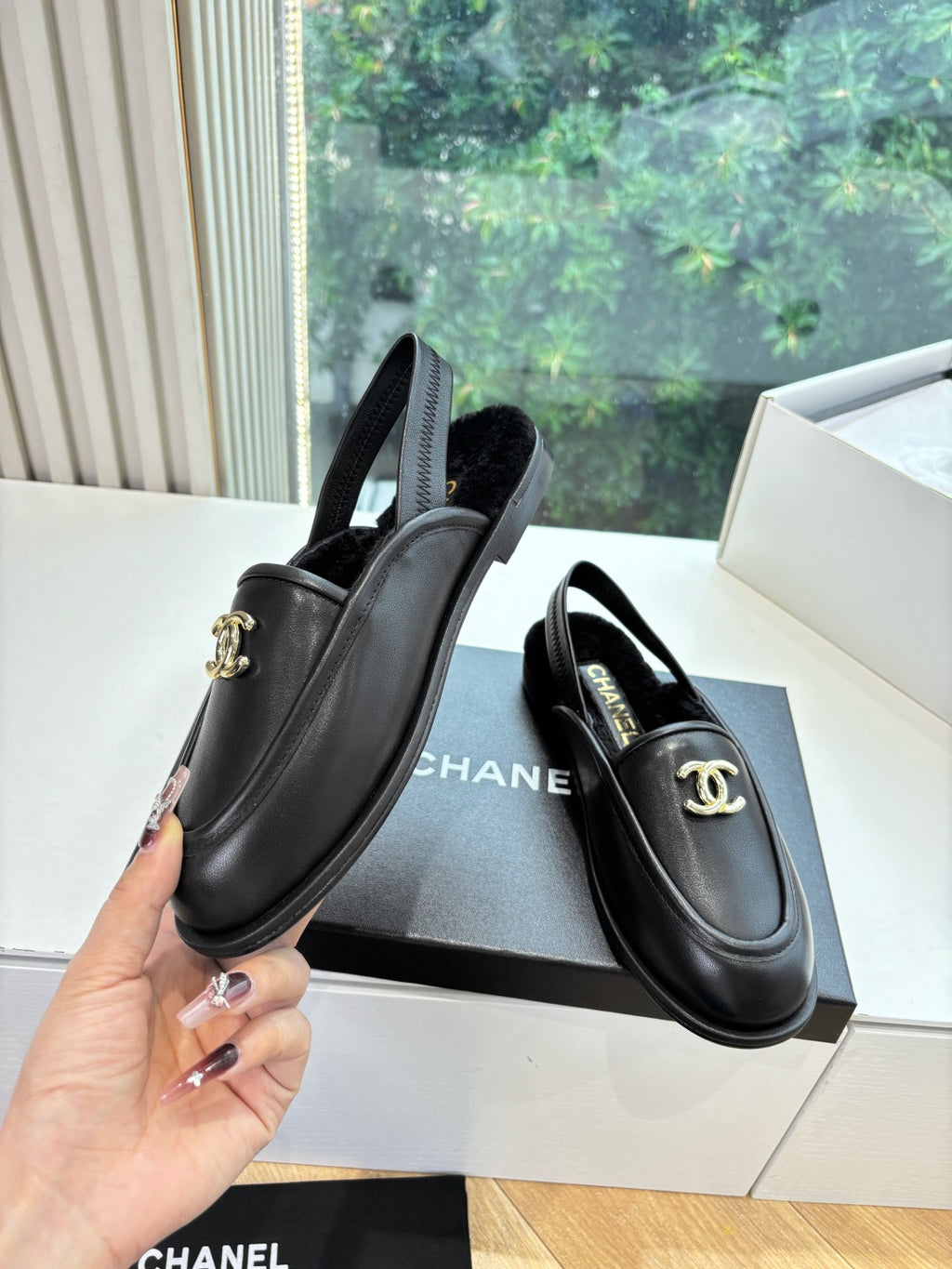 Chanel Slipper