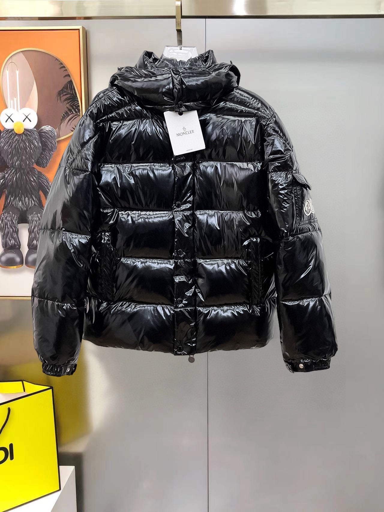 Moncler Mont Parlak