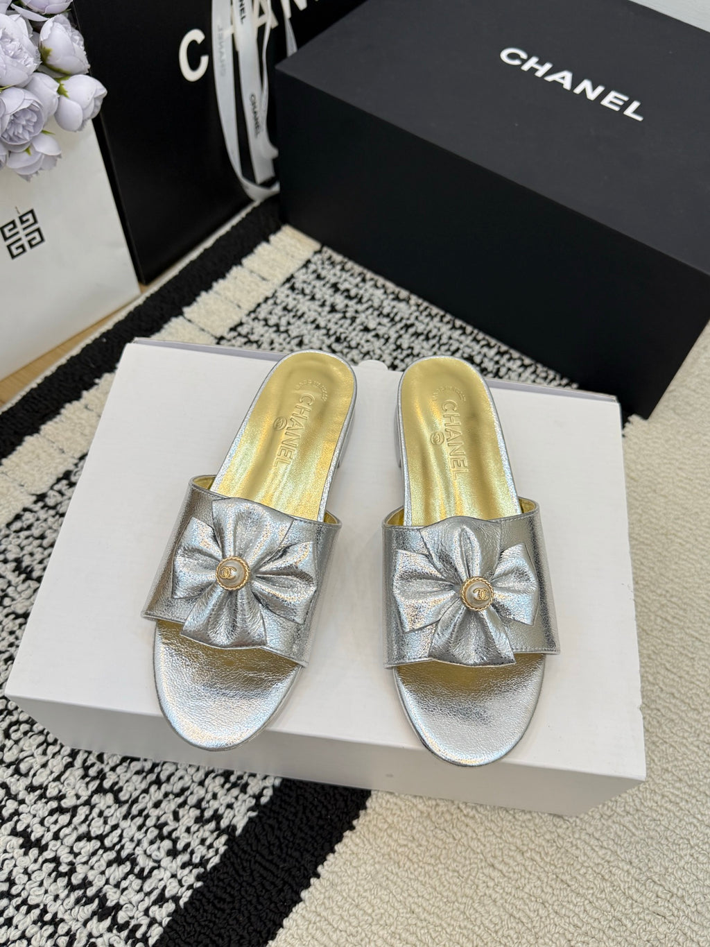 Chanel Slipper