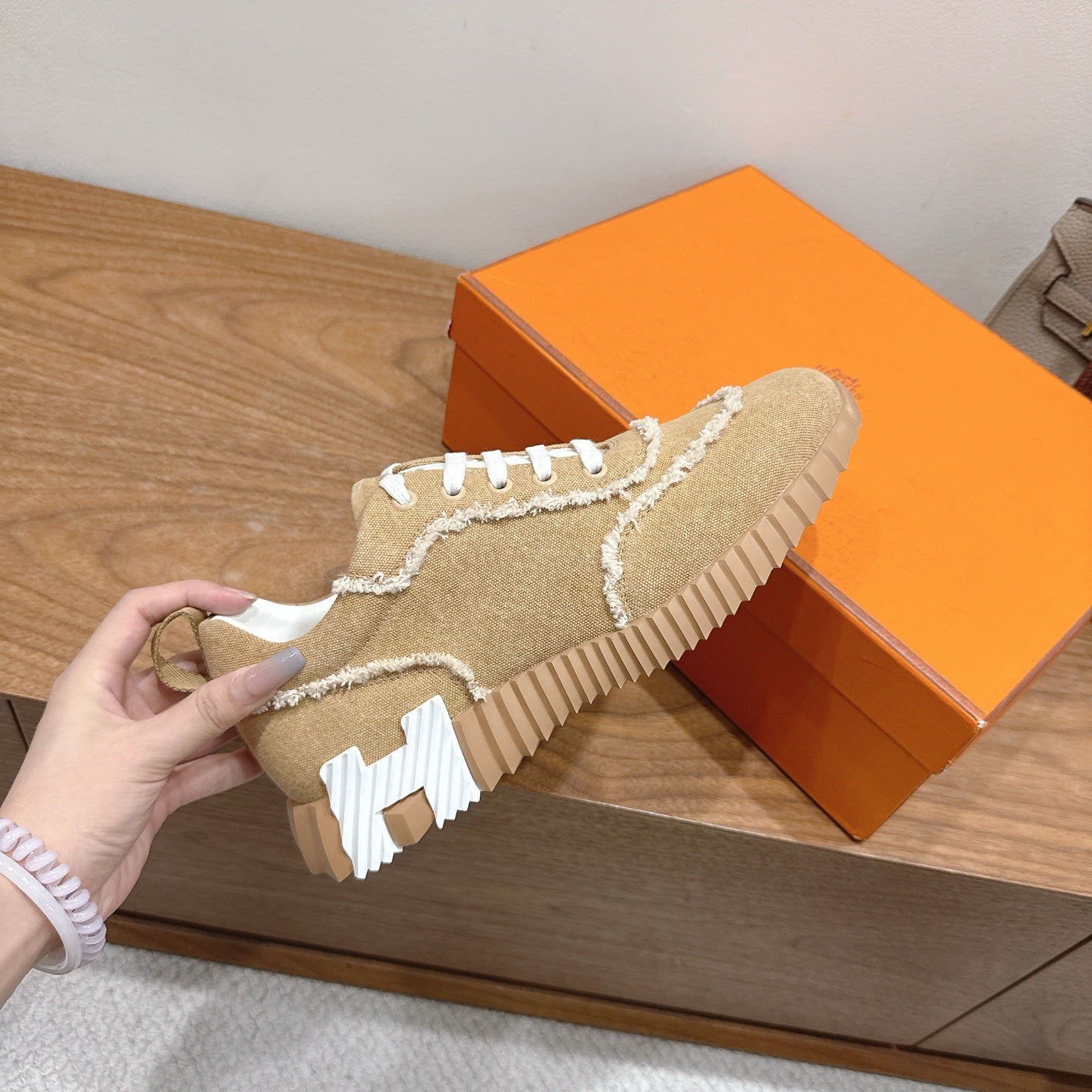 Hermes Sneaker
