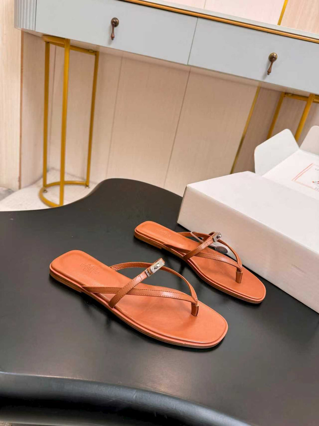 Hermes Slipper