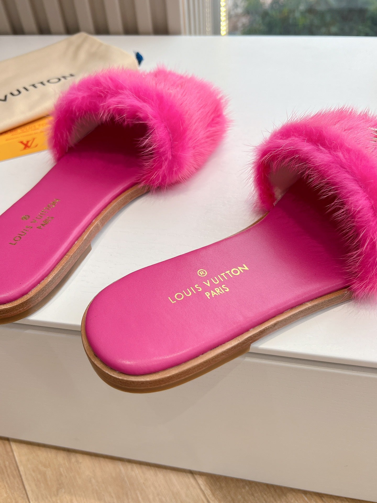 Louis Vuitton Slipper